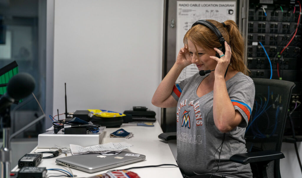 Linda live on Marlins Radio Network during the game